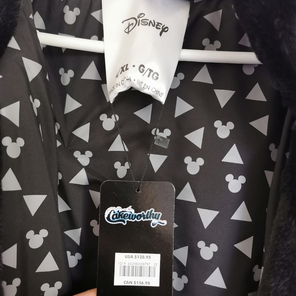 RARE XL Mickey Mouse Faux Fur Cropped Jacket from Cakeworthy - Picture 5 of 8